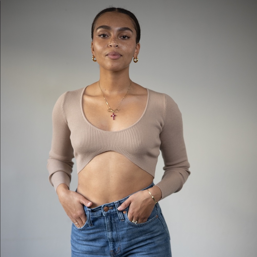 NWT Curve Rib Knit Fullsleeves Crop Top